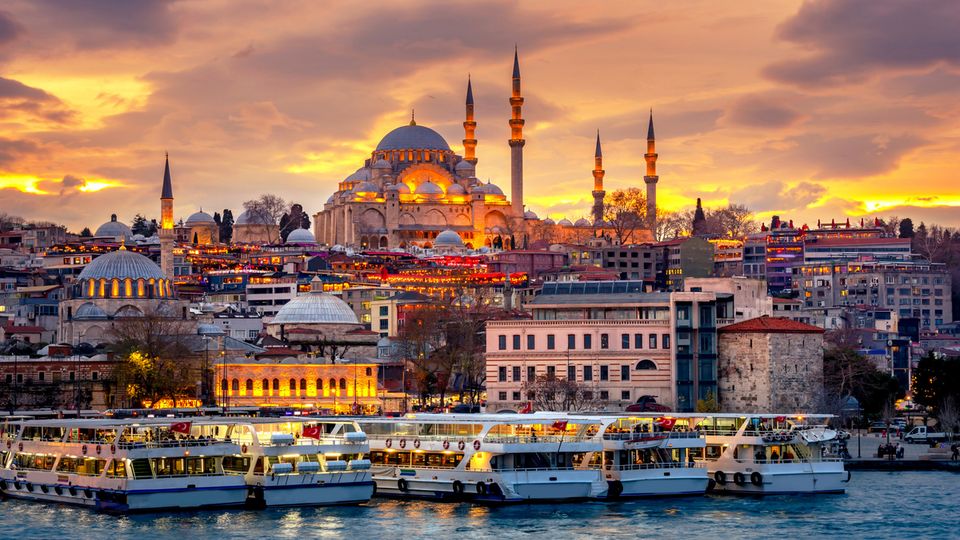Süleyman Moschee ©gatsi, AdobeStock Süleyman Moschee