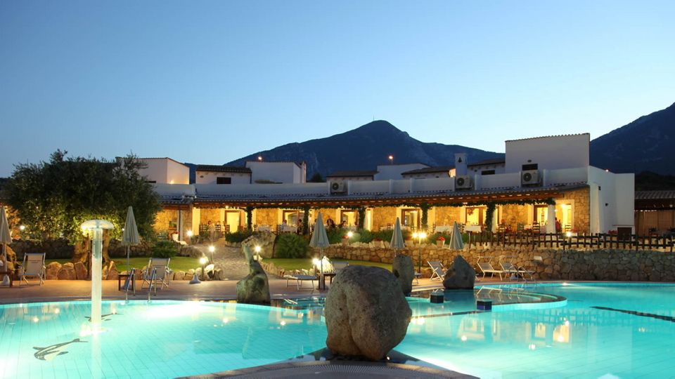 Pool am Abend