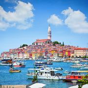 Rovinj vom Meer aus gesehen