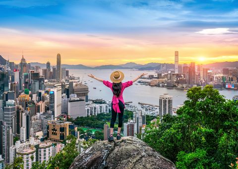 Blick auf Hong Kong - Touristin