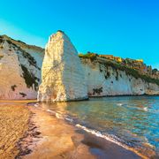 Strand von Pizzomunno ©stevanzz, AdobeStock Strand von Pizzomunno