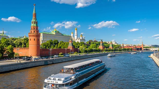 2390_._032_Moskwa_mit_Blick_auf_den_kreml_c_Viacheslav_Lopatin