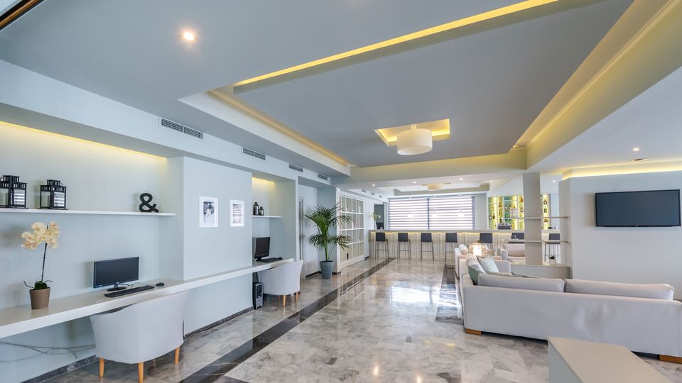 Hotel Contessa, Lobby