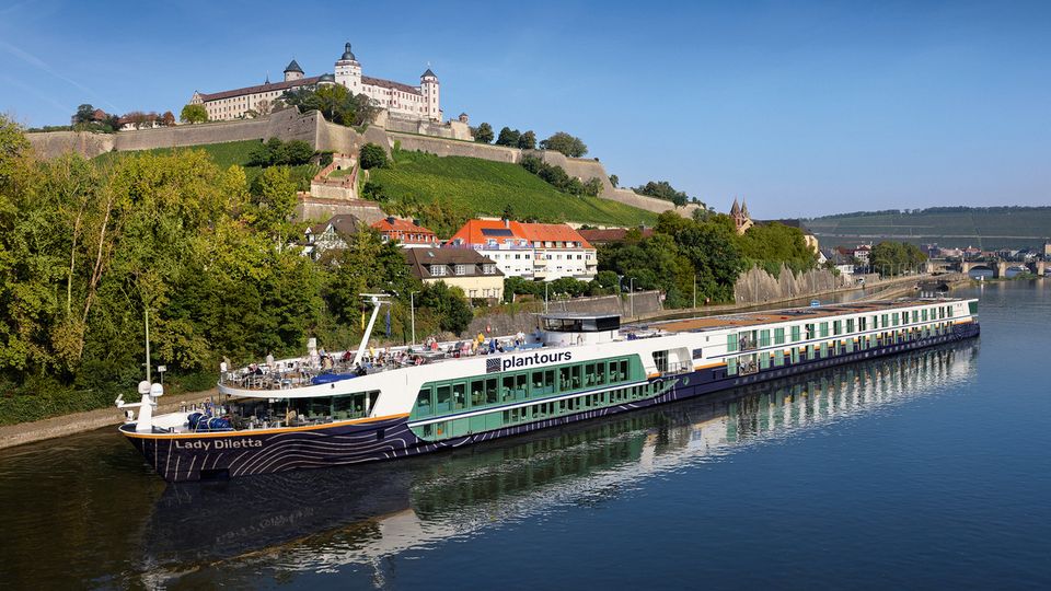 Lady Diletta, Würzburg mit Festung Marienberg