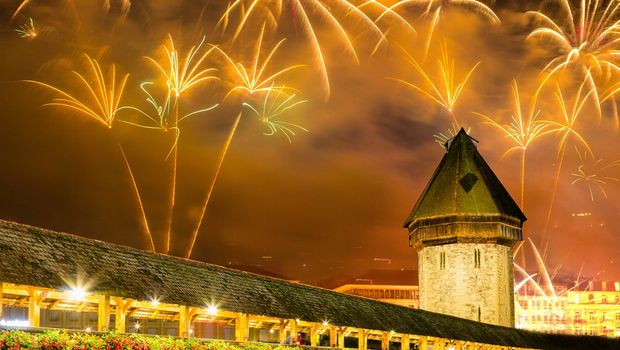 Luzern mit Feuerwerk