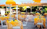 Buffet an frischer Luft im Hotel Parco Delle Agavi auf Ischia, Italien