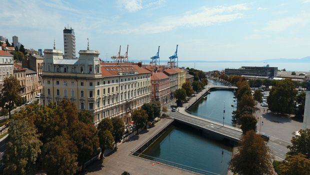 Blick zum Hafen, Hotel Continental
