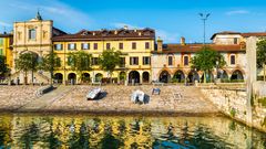 Arona