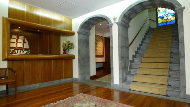 Lobby copy
