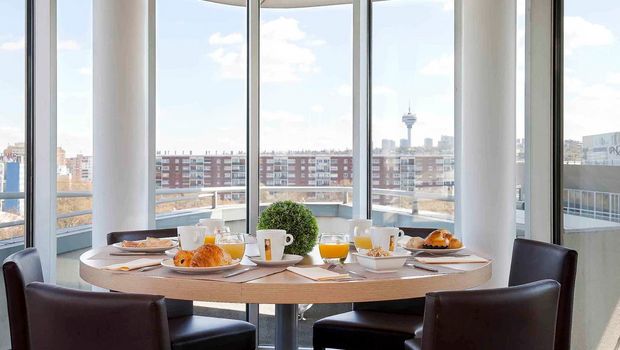 Frühstücksraum im Hotel Mercure Paris 19 Philharmonie La Villette