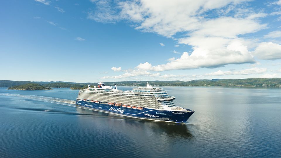 MEIN SCHIFF 7 ©Skynamic GmbH, TUICRUISES GmbH MEIN SCHIFF 7 in Norwegen