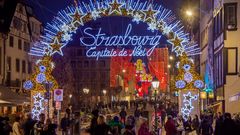 Strassburg mit Weihnachtsmarkt  