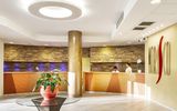 moderne Rezeption von Blu Hotel Morisco in Sardinien, Italien