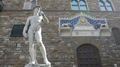 David vor Palazzo Veccio in Florenz