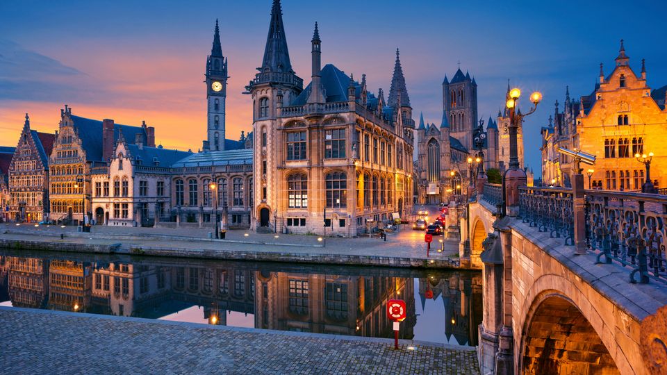 Gent bei Nacht
