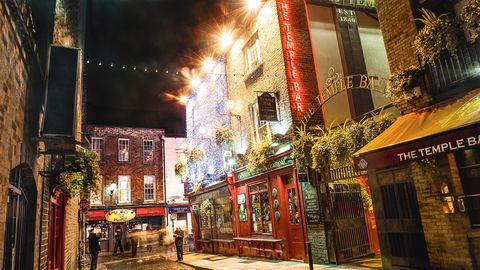 Temple Bar at Christmas, Dublin