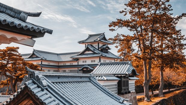 Kanazawa Schloss Marcel Bisig - adobe stock