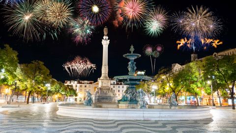 Feuerwerk über Lissabon