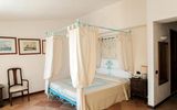 Entspannen in den Zimmern vom Hotel Luci di la Muntagna auf Sardinien in Italien
