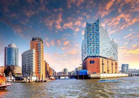Elbphilharmonie im Abendlicht