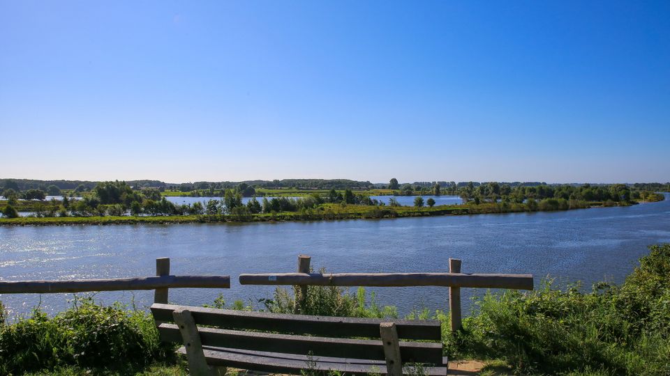 Maas zwischen Venlo und Roermond