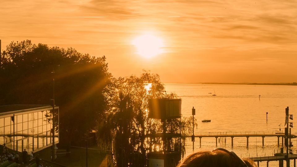 Sonnenuntergang Bühne