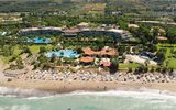 Blick von oben auf Hotel Grand Palladium auf Sizilien in Italien