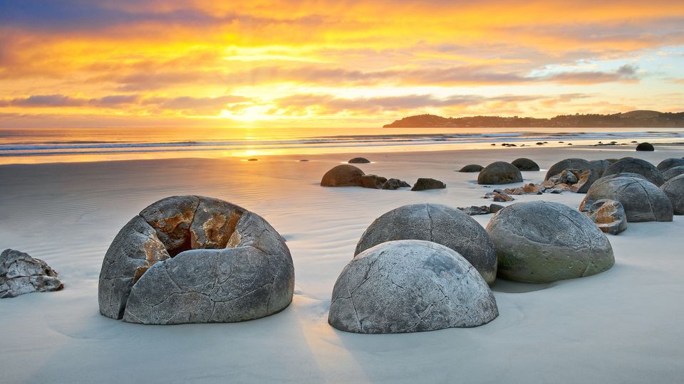 Moeraki Boulders