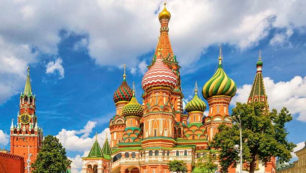 4948_._032_Basilius_Kathedrale_mit_Kreml_c_Viacheslav_Lopatin__123rf.comViacheslav_Lopatin-123rf.com