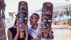 Maskenspielerei in Südafrika