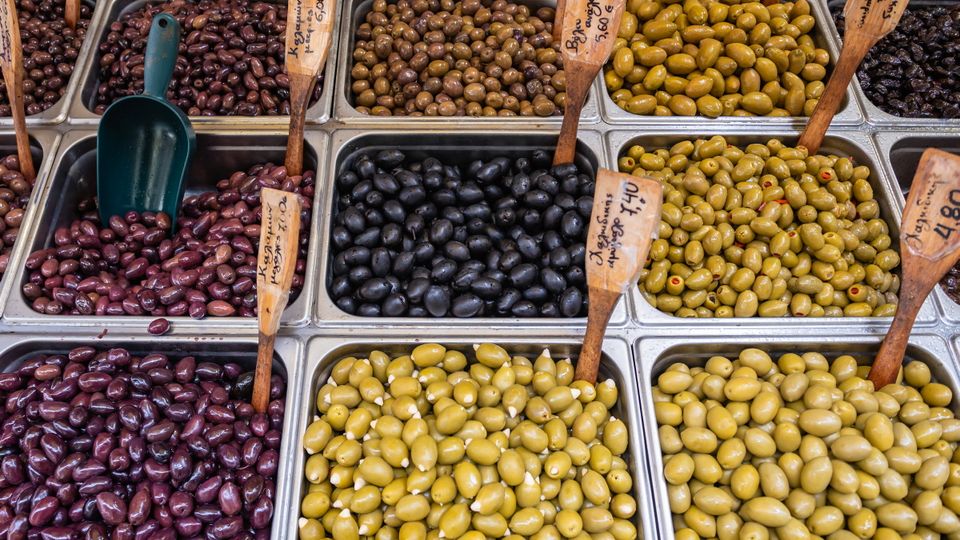 Griechische Oliven