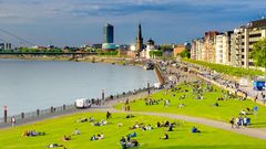 Düsseldorf_Rheinpromenade