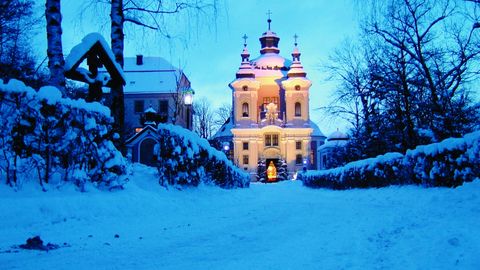 Wallfahrtskirche und Christkindl