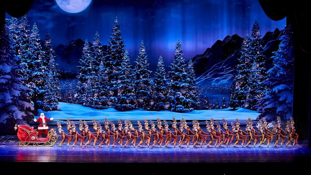 Christmas Spectacular Starring the Radio City Rockettes® 